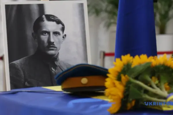 100 років потому: у Києві відслужили панахиду за Коновальцем після перепоховання його праху
