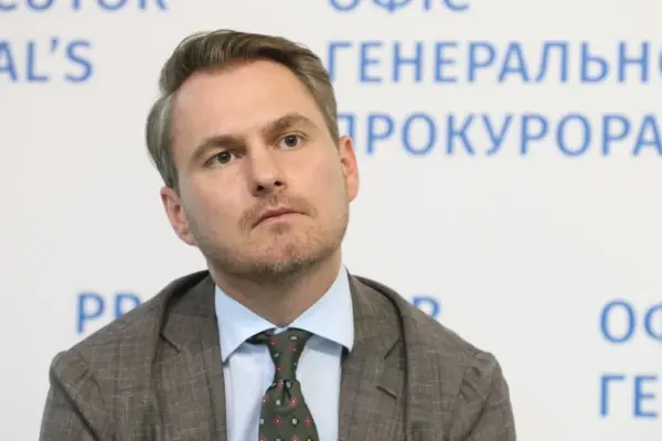 Як розгорталась історія відсторонення Кравченка указом № 905/2026